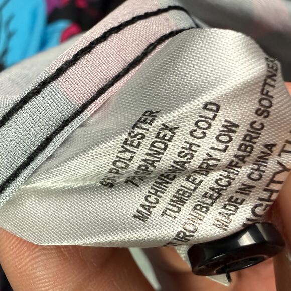 RSVLTS Marvel Shirt Mens M Guardians Of The Galaxy Bout To Drop An Awesome Mix - Picture 6 of 10